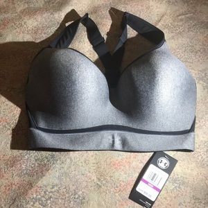 Under Armour Active sports bra NWT 34DD running workout jogging exercise